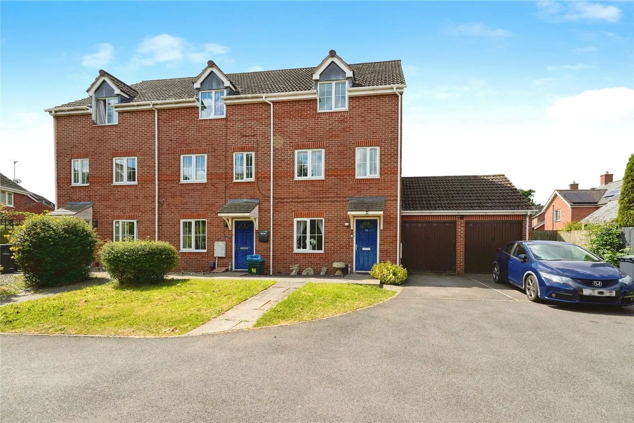 4 bed house for sale — Thatcham Avenue, Kingsway, Gloucester, Gloucestershire, GL2