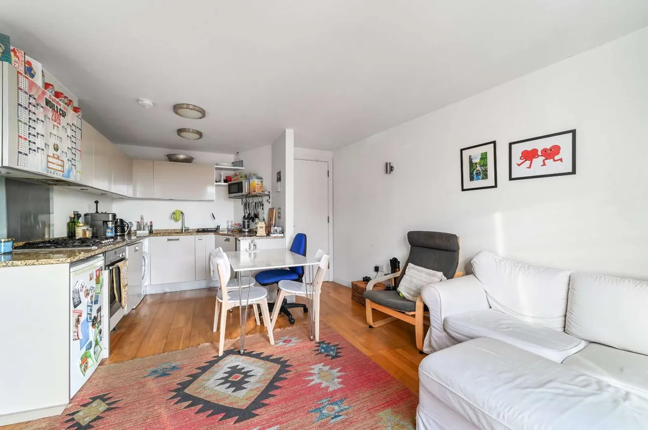 Enfield Road, London, N1, photo 11