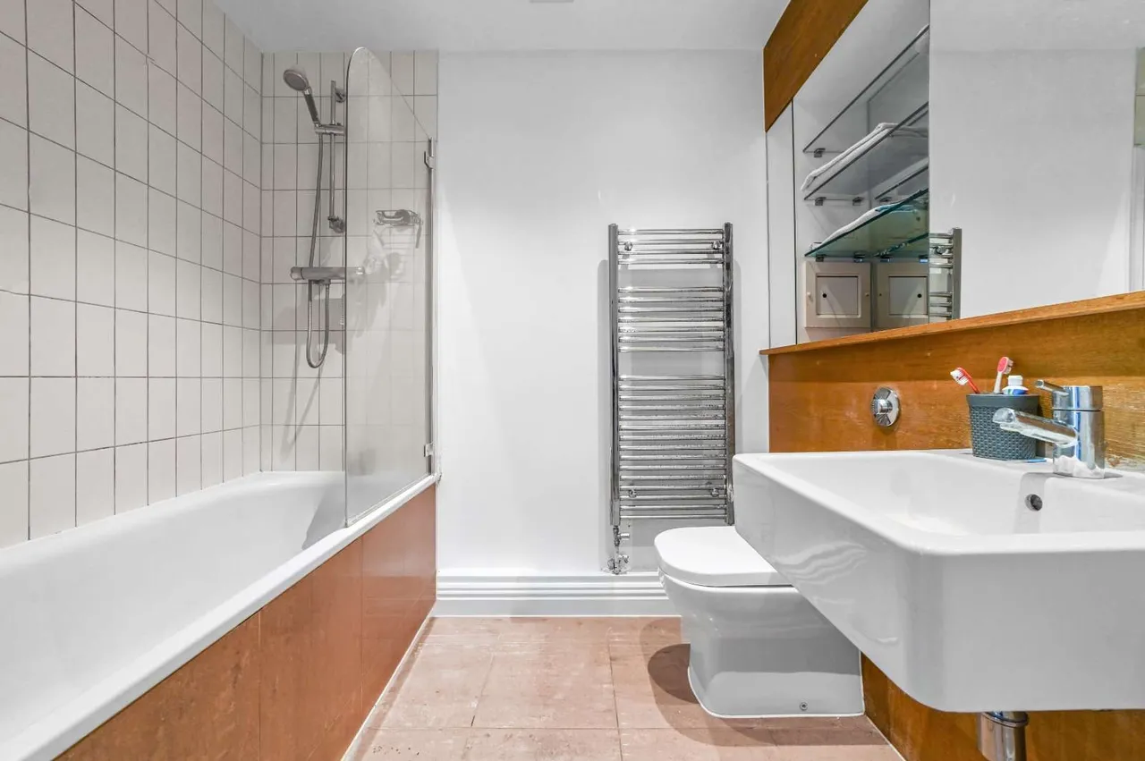 Enfield Road, London, N1, photo 6