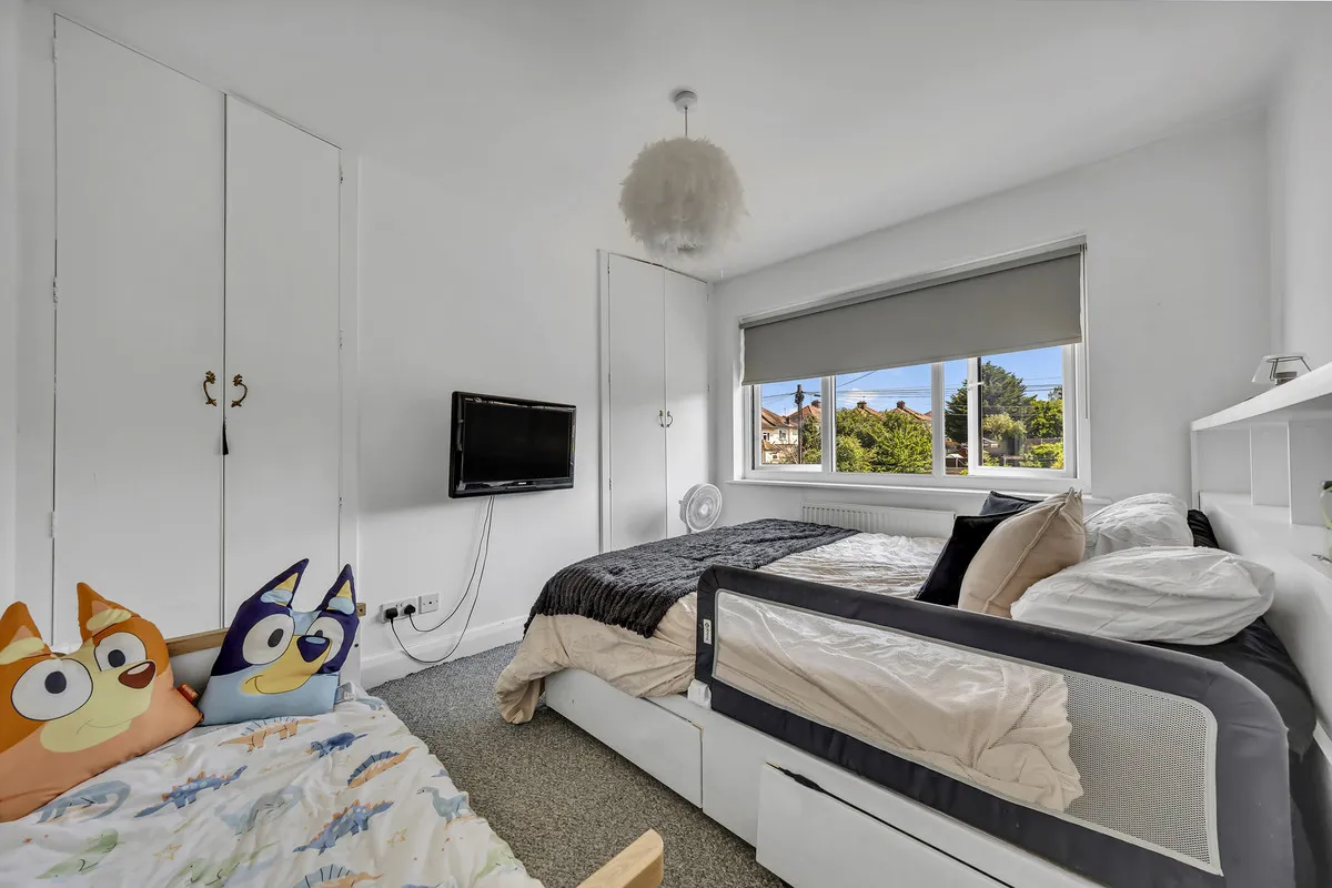 Carter Drive, Collier Row, Romford, RM5 2UB, photo 9