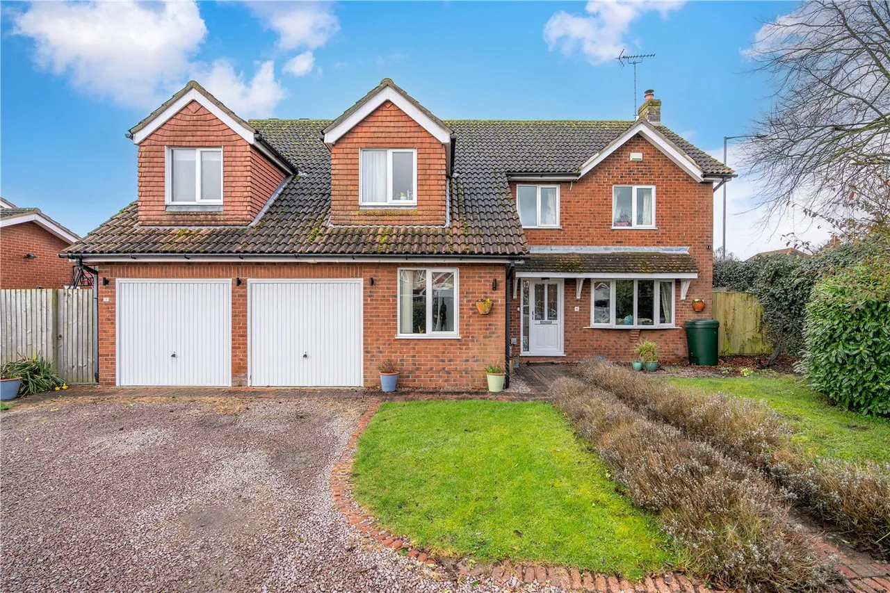 5 bed house for sale, Linden Rise, Bourne, PE10