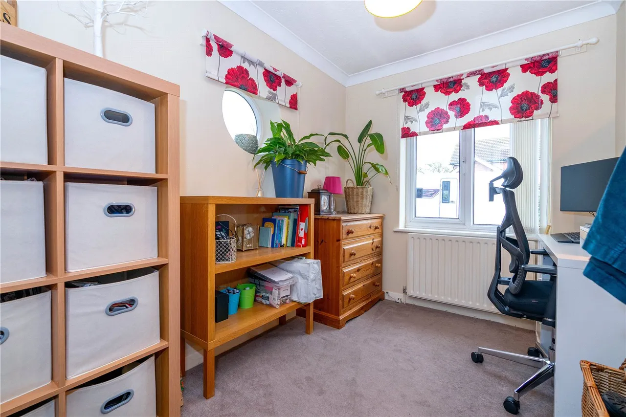 Linden Rise, Bourne, PE10, photo 14