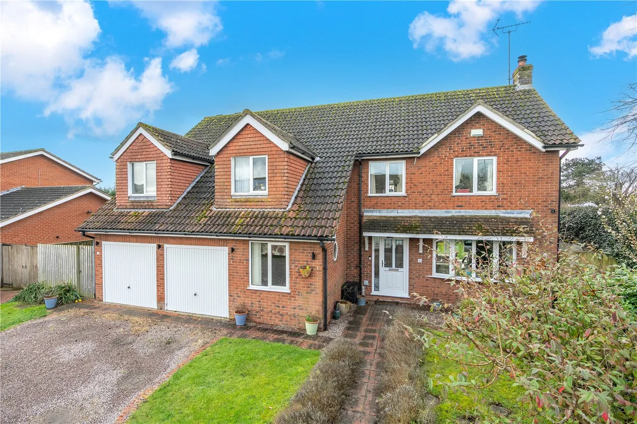 Linden Rise, Bourne, PE10, photo 18