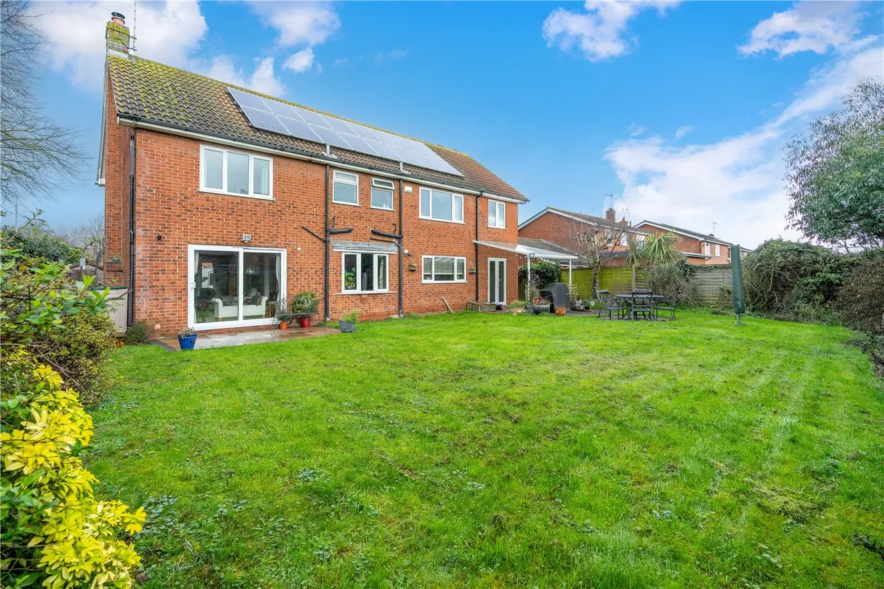 Linden Rise, Bourne, PE10, photo 3