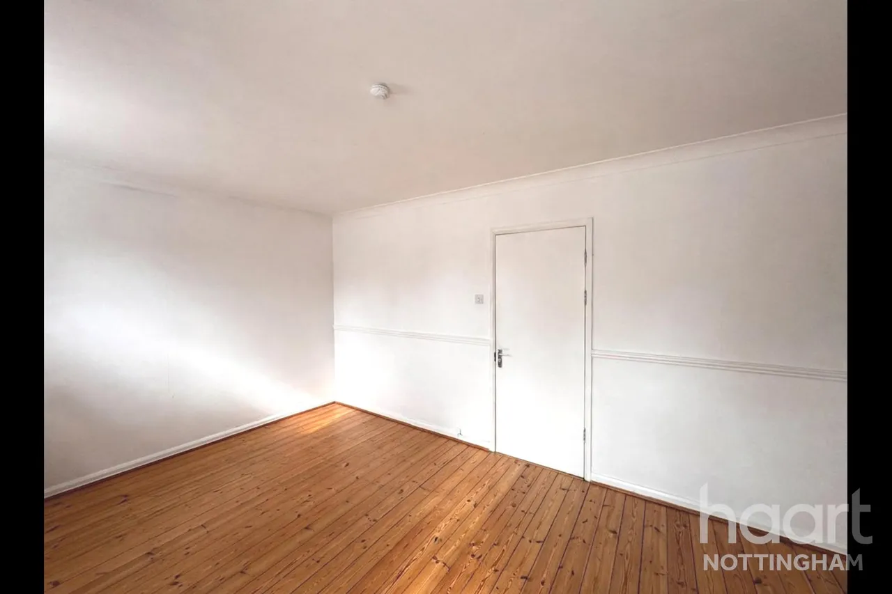 Mays Avenue, Nottingham, NG4, photo 8