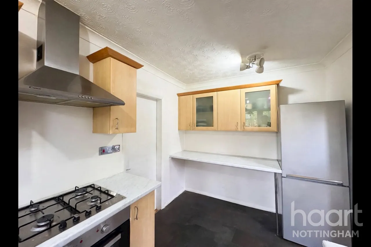 Mays Avenue, Nottingham, NG4, photo 5