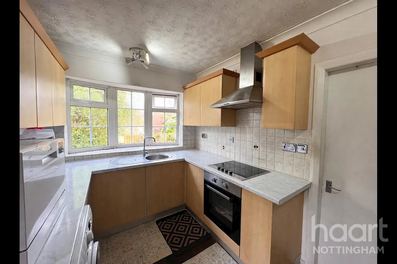 Mays Avenue, Nottingham, NG4, photo 6