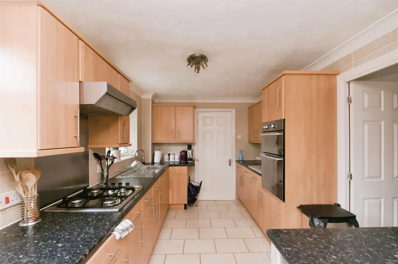 Grasmere Close, Eastbourne, photo 4