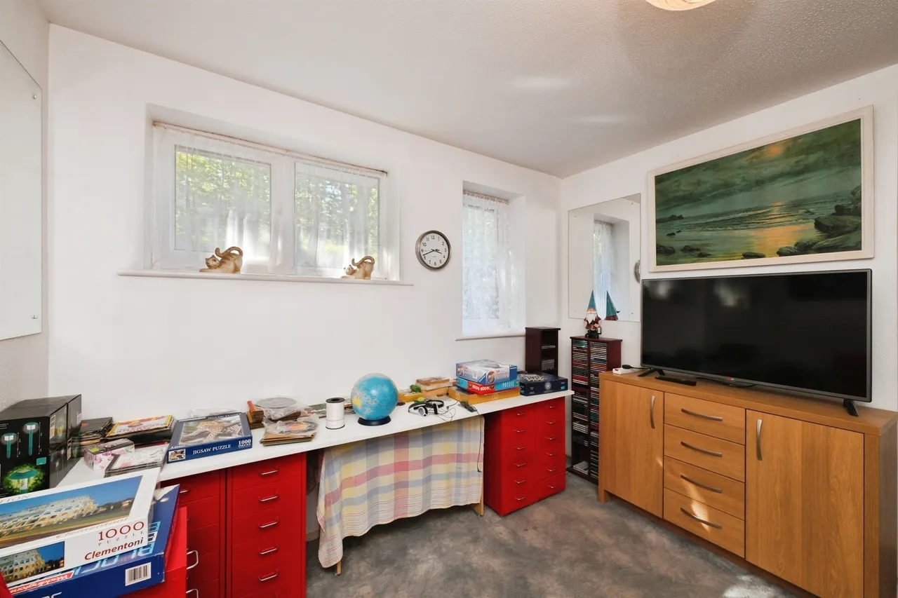 Tovey Close, Nazeing, EN9, photo 6