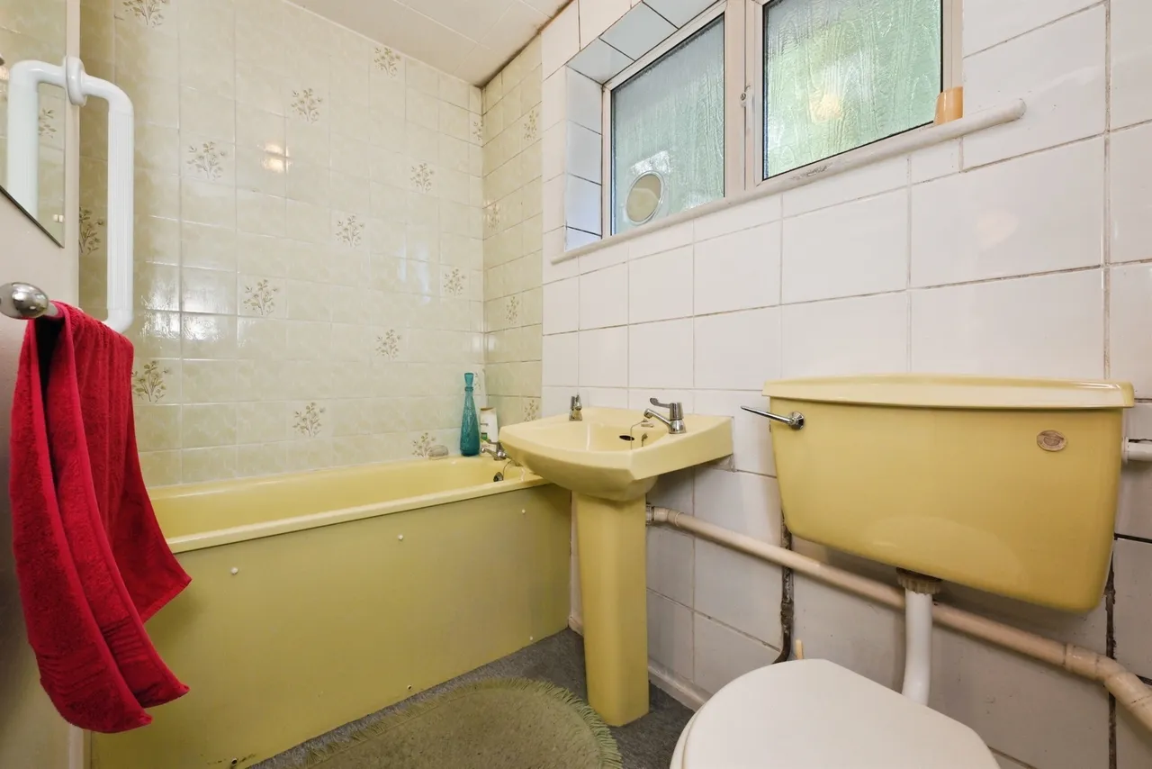 Tovey Close, Nazeing, EN9, photo 8