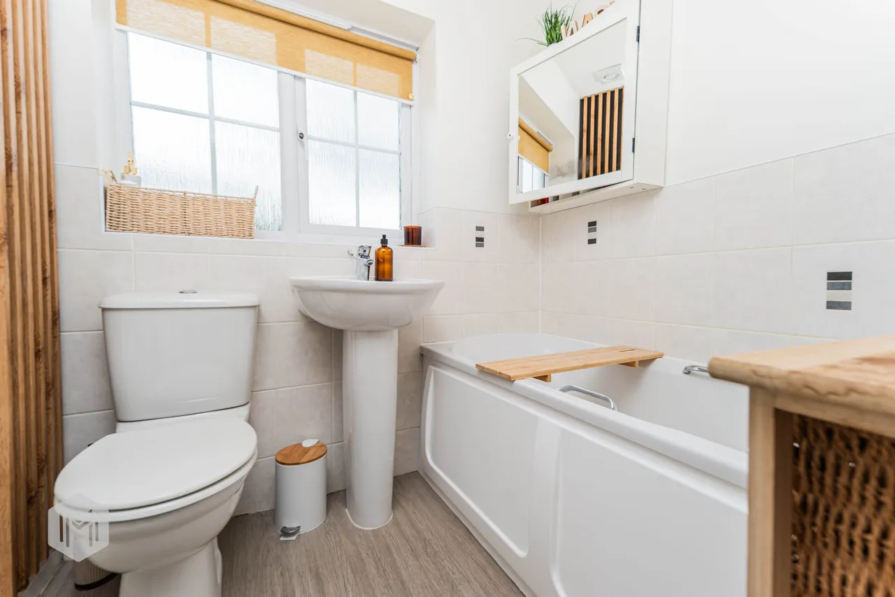 North Croft, Atherton, Manchester, M46 0SW, photo 19