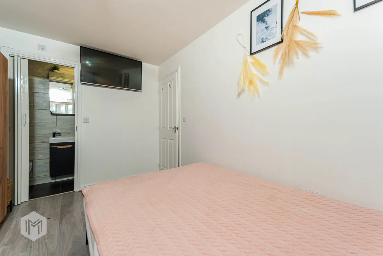 North Croft, Atherton, Manchester, M46 0SW, photo 11