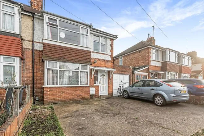 3 bed house for sale, Erleigh Court Gardens, Reading, RG6