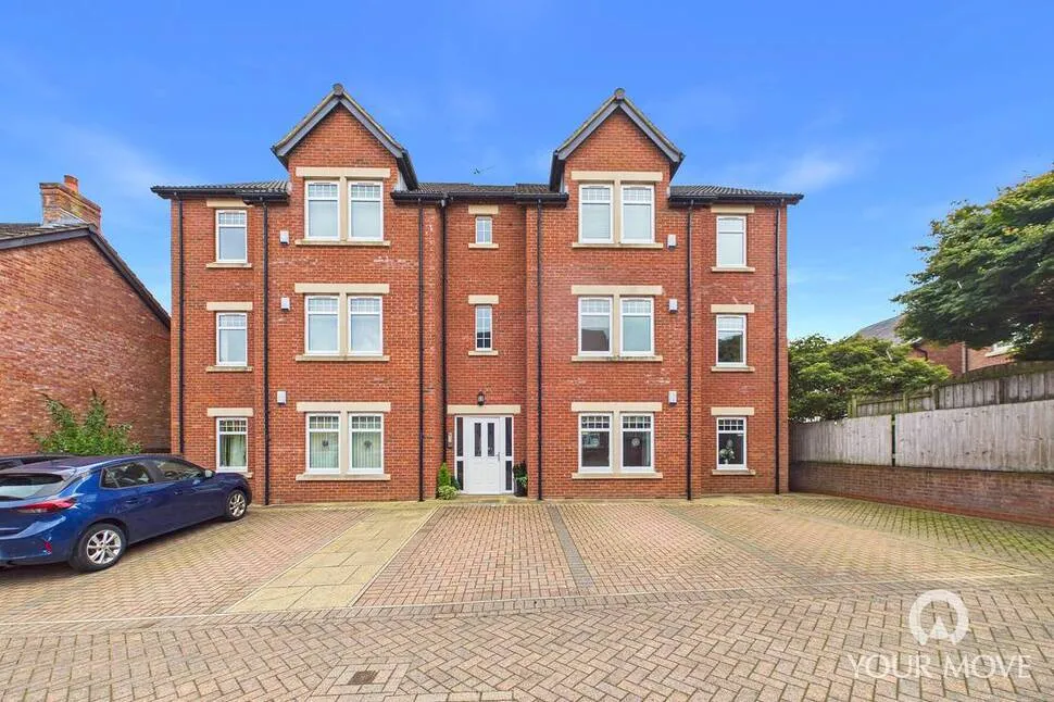 2 bed flat for sale, Merlin Court, Carlisle, CA2