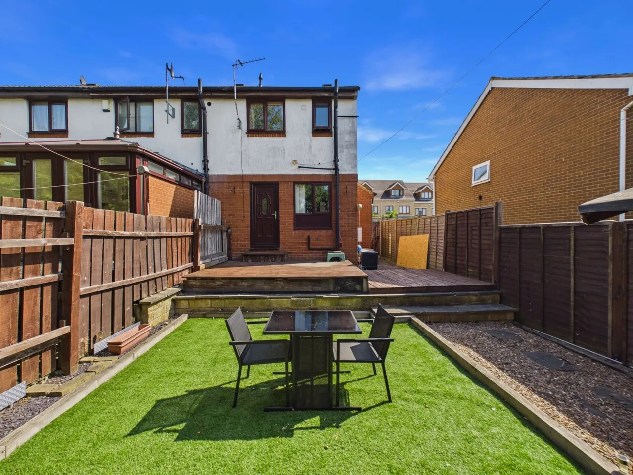 2 bed house for sale, Charnwood Bank, Batley, WF17