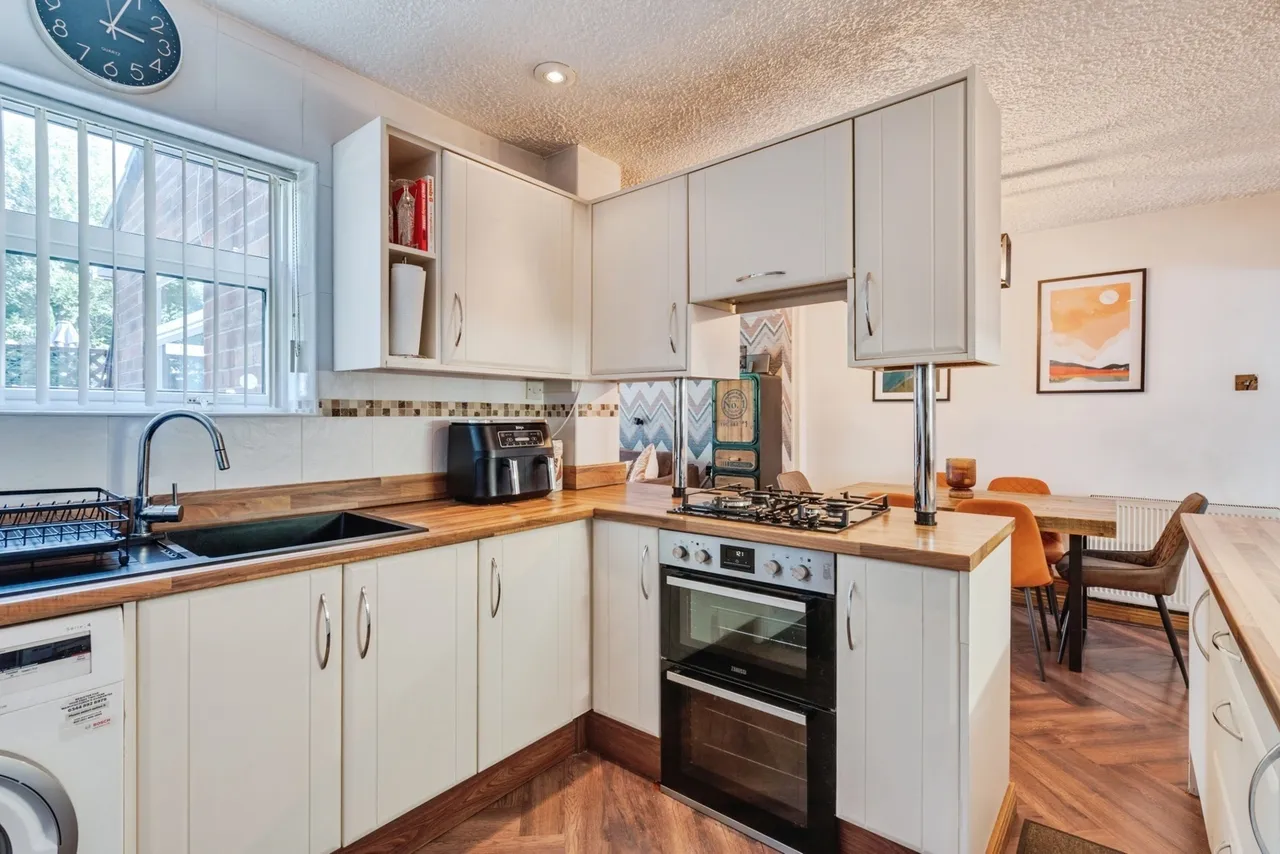 Thornhill Close, Bolton, BL1, photo 7