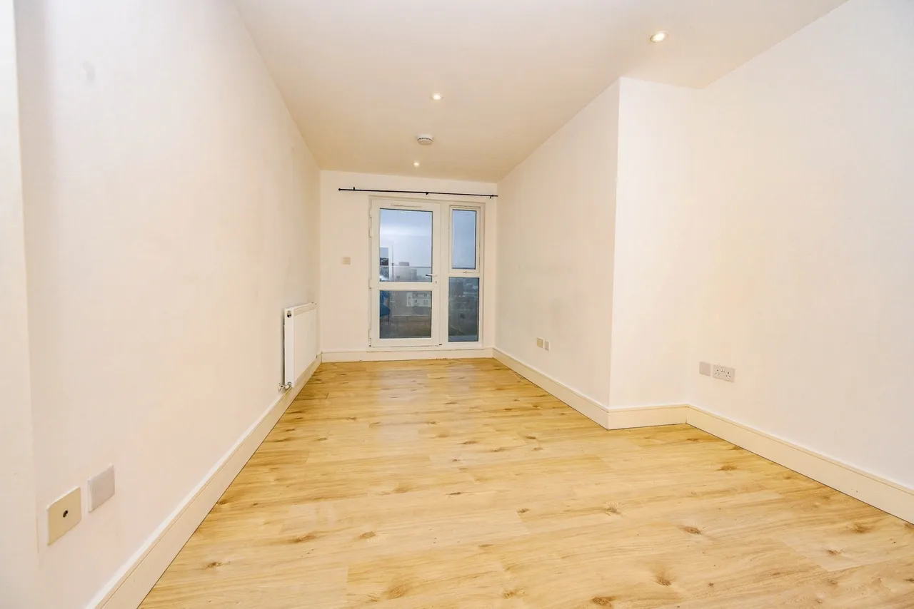 Midland Road, Luton, Bedfordshire, LU2, photo 5