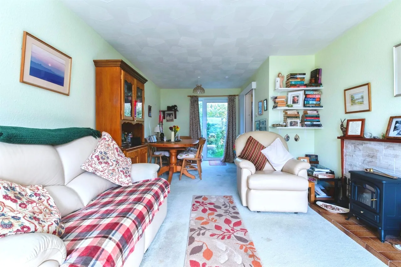 Downlands Close, Downton, SP5, photo 5