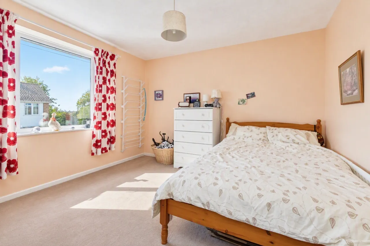 Downlands Close, Downton, SP5, photo 8