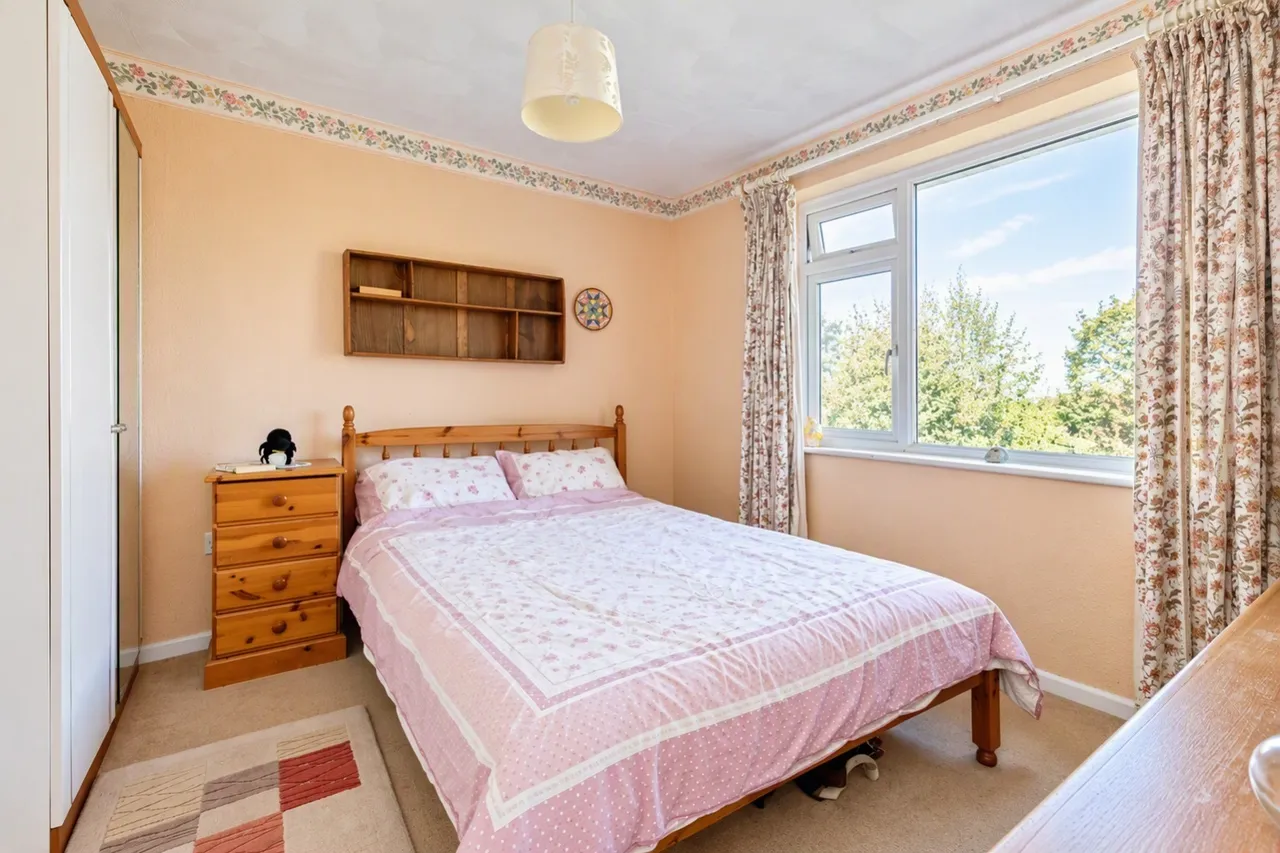 Downlands Close, Downton, SP5, photo 9