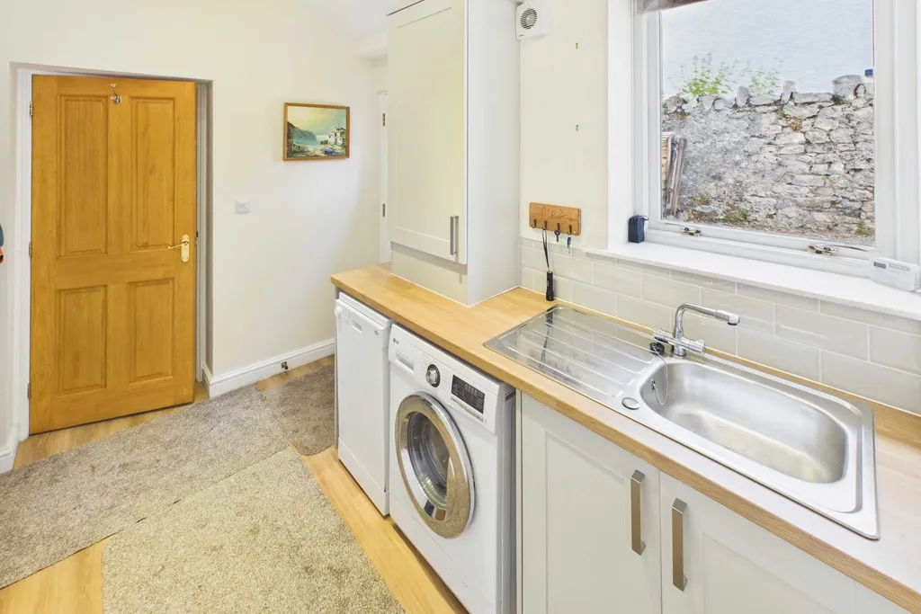 Kirkhead Road, Grange-over-Sands, LA11, photo 18