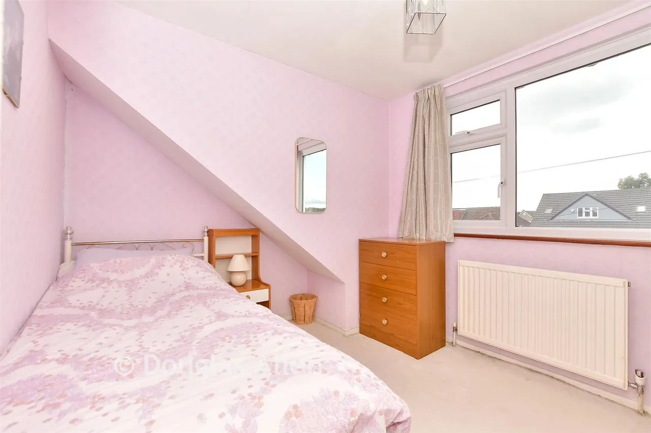 Lodge Lane, Romford, RM5, photo 7