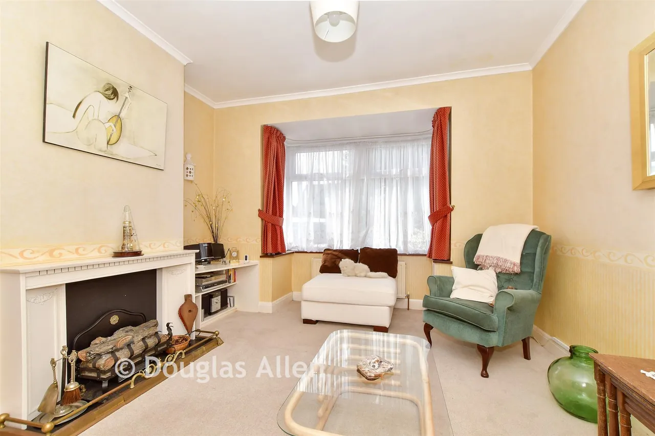 Lodge Lane, Romford, RM5, photo 6