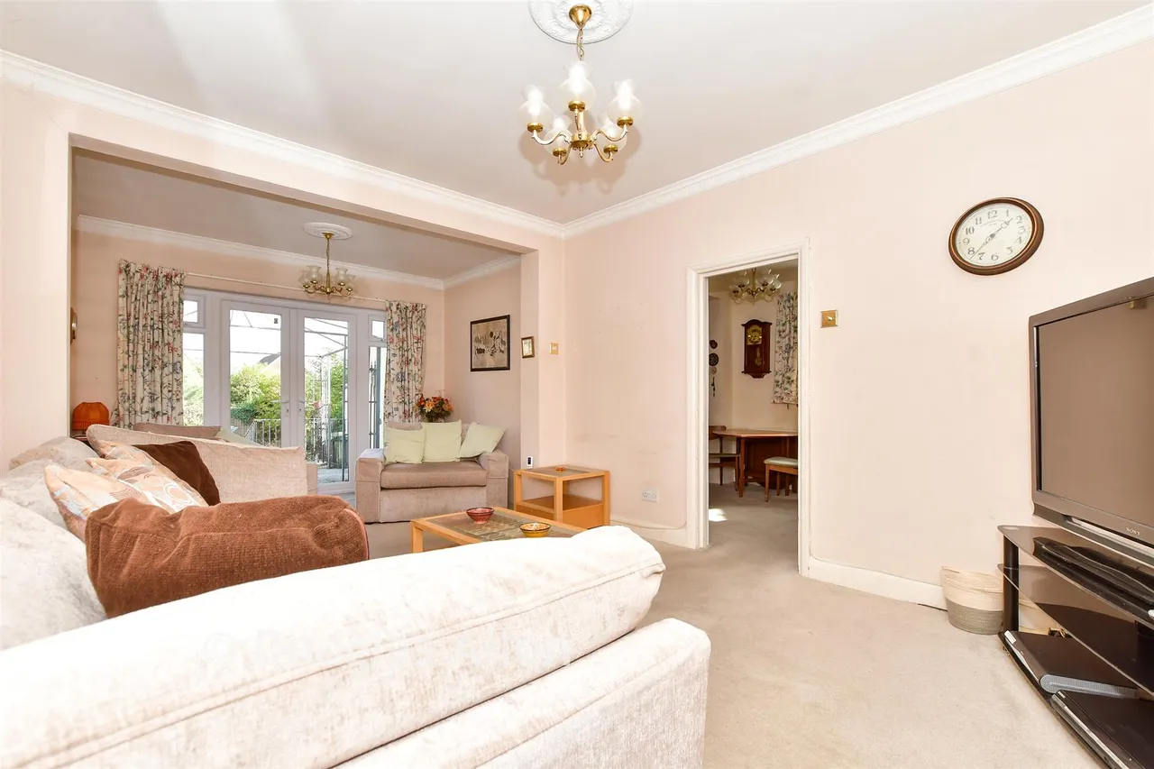 Lodge Lane, Romford, RM5, photo 10