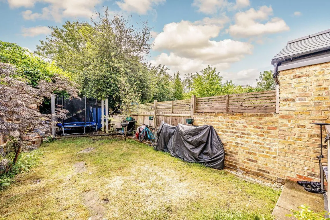 Bushy Park Road, TW11, photo 8
