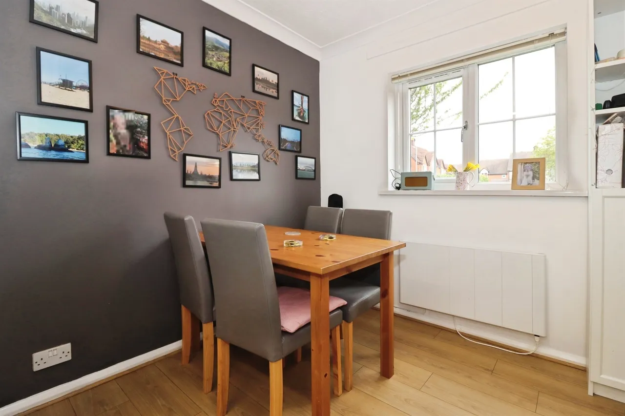Hay Leaze, Yate, BS37, photo 4