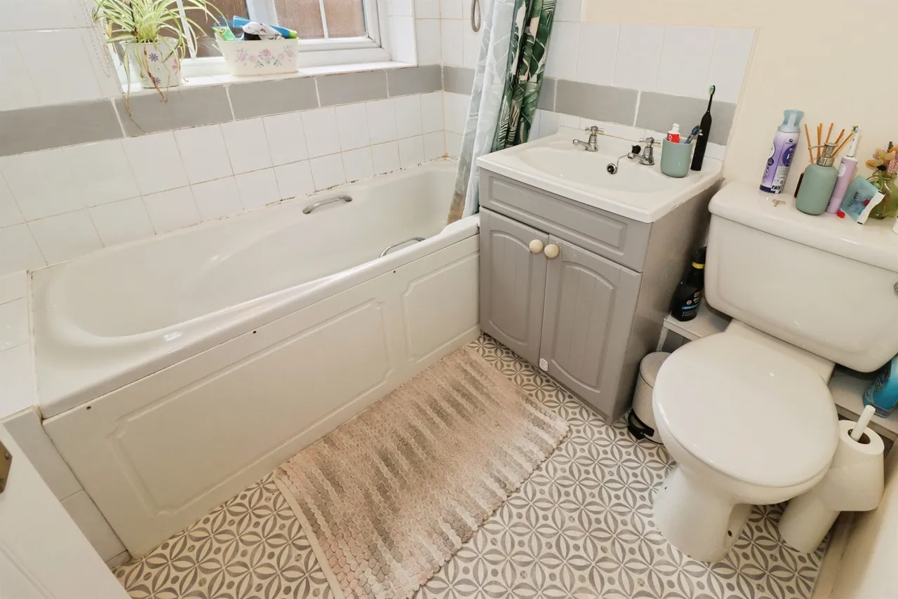 Hay Leaze, Yate, BS37, photo 8