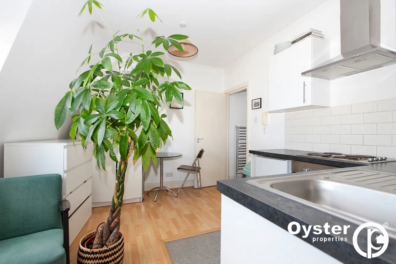 flat to rent, Finchley Road, London, NW3