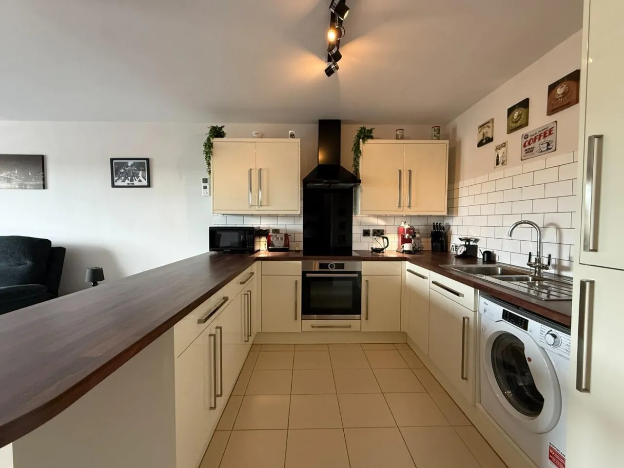 Textile Street, Dewsbury, WF13, photo 10