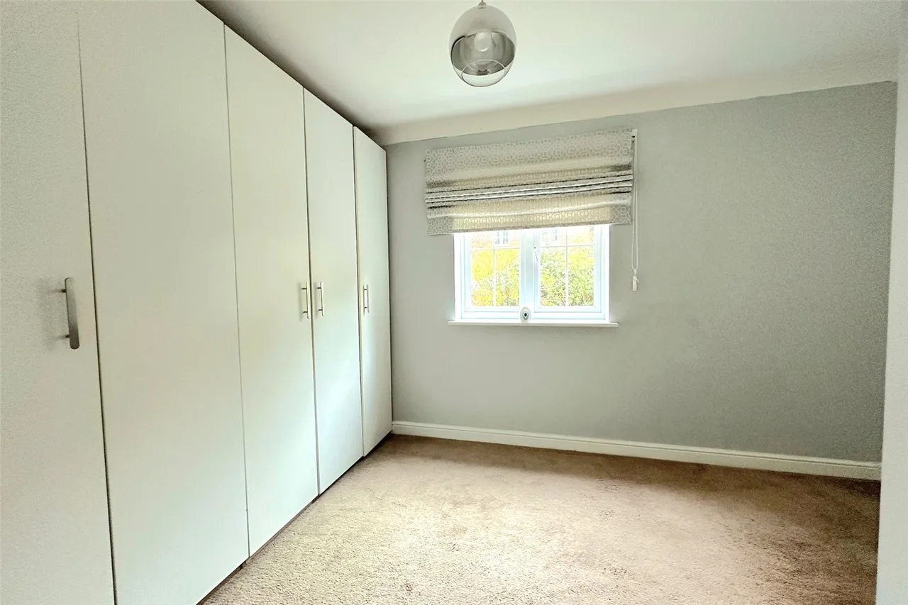 London Road, Camberley, Surrey, GU15 3JJ, photo 6