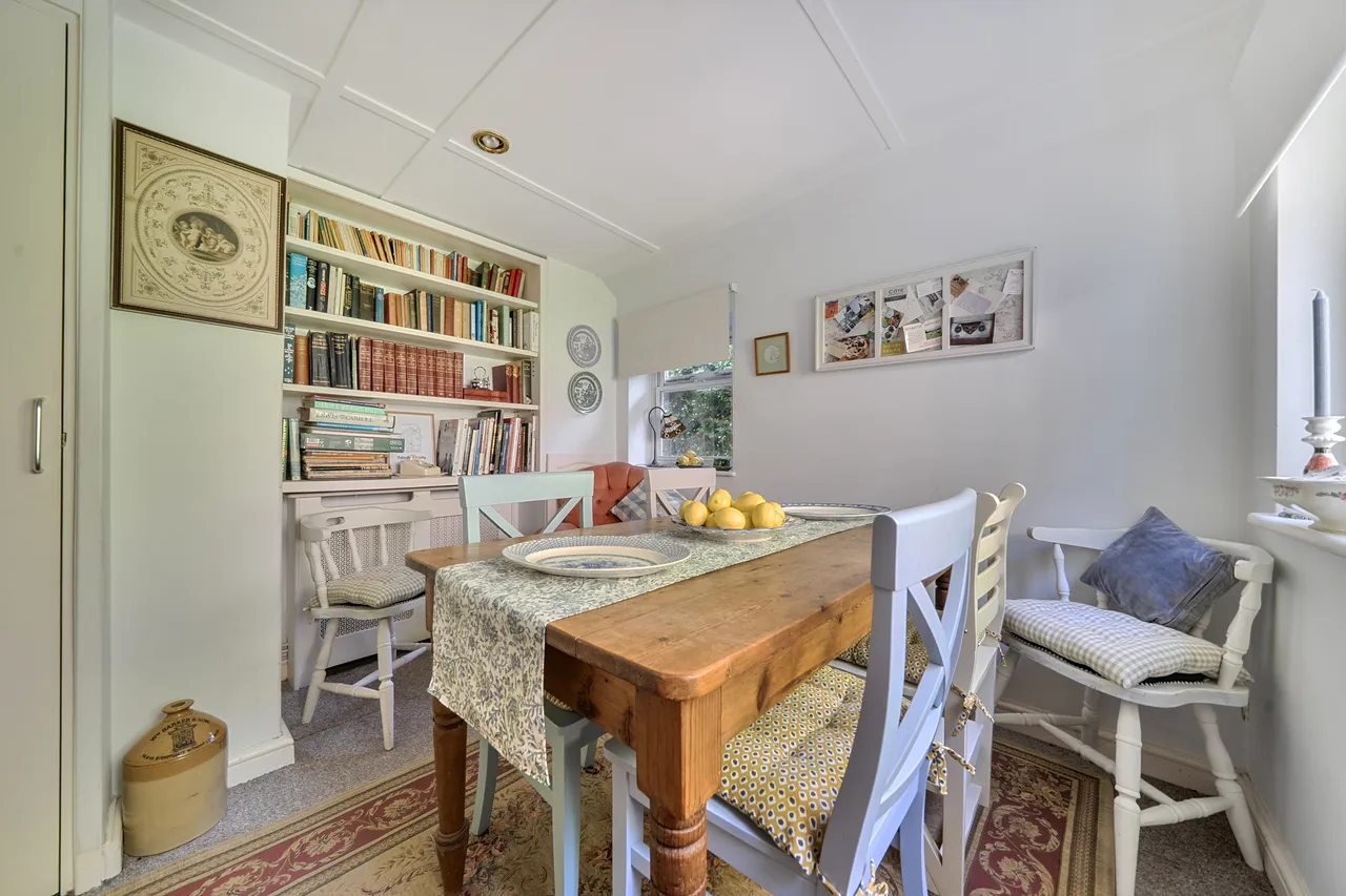 St. Pauls Road, Chichester, PO19, photo 10