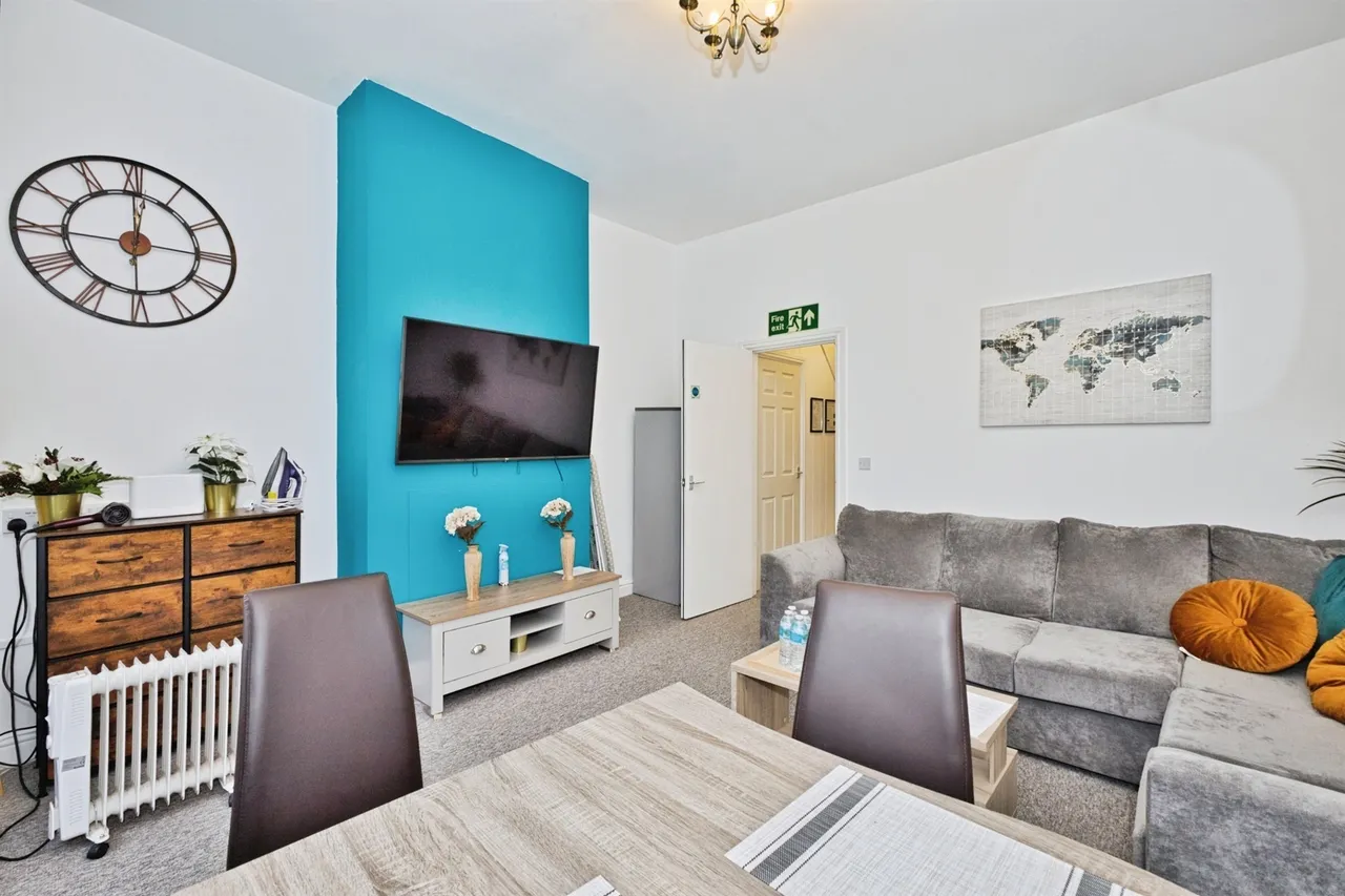 Middle Street, Yeovil, BA20, photo 4