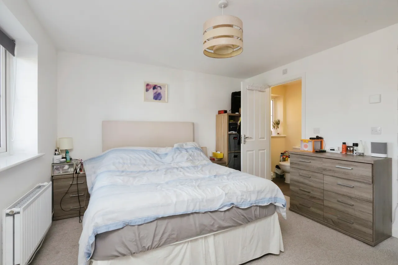 Mallow Drive, Stone Cross, BN24, photo 8