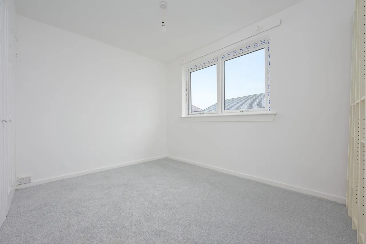 Loanhead Avenue, Dennyloanhead, FK4, photo 15