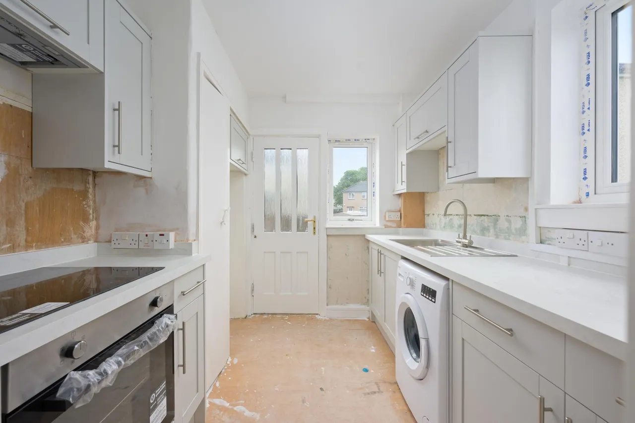 Loanhead Avenue, Dennyloanhead, FK4, photo 11