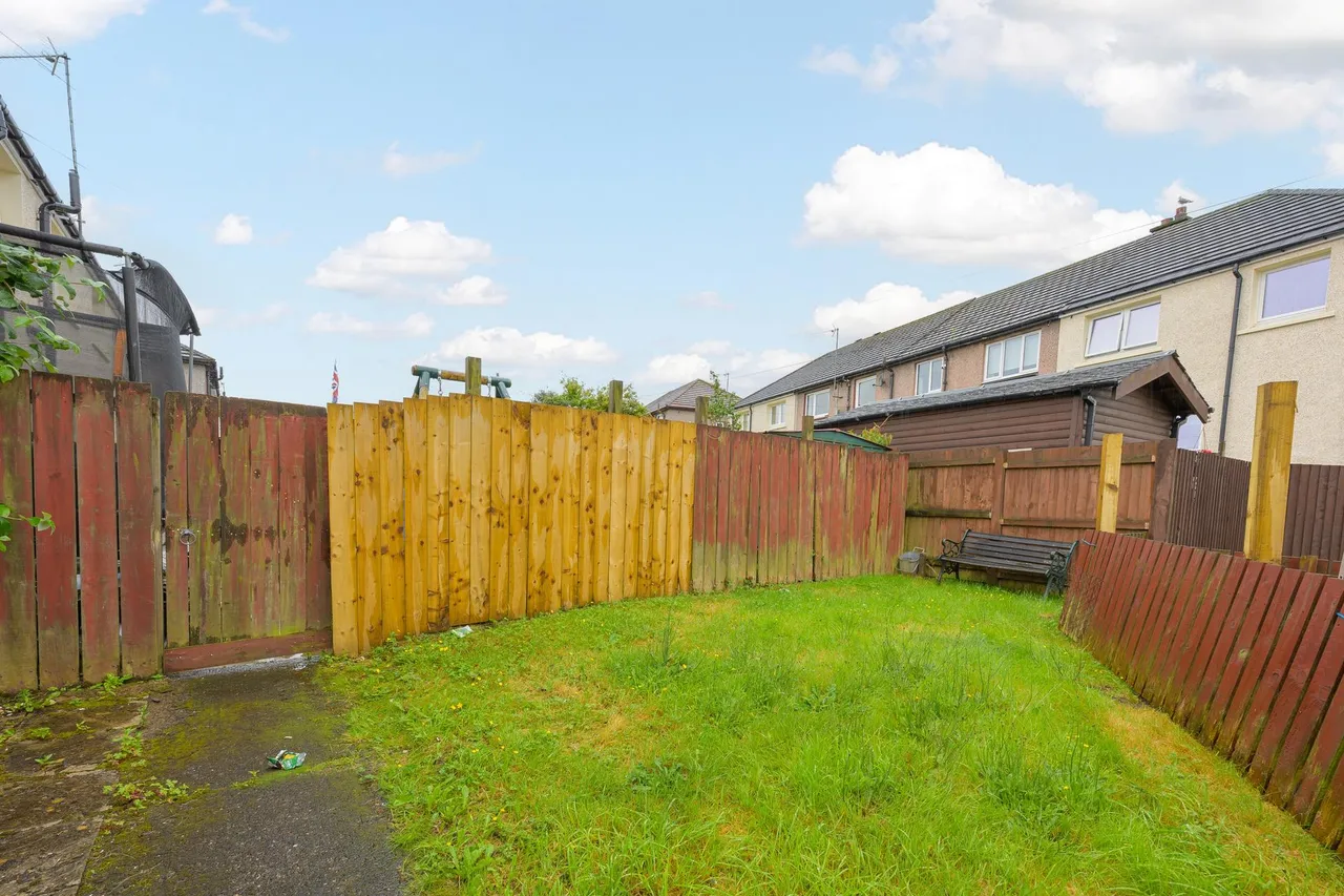 Loanhead Avenue, Dennyloanhead, FK4, photo 21