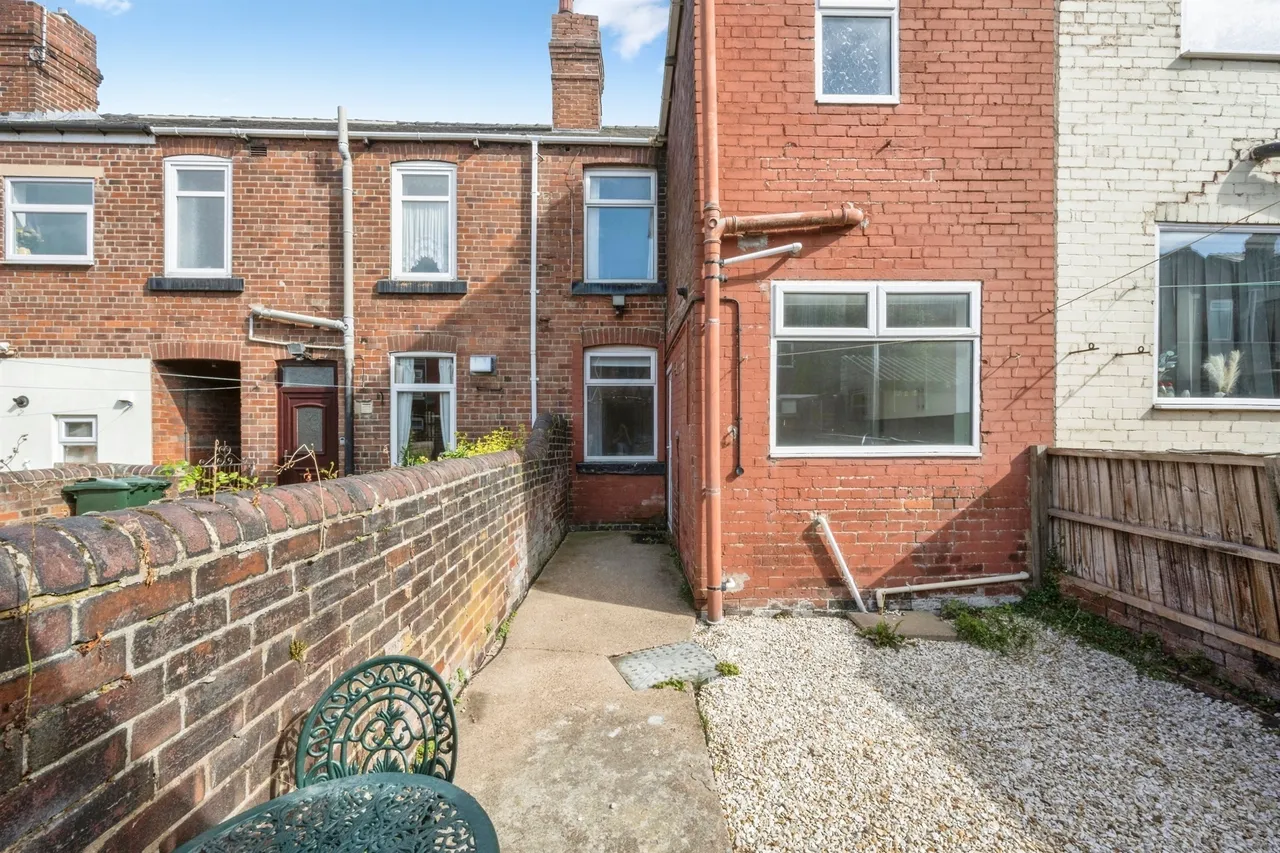 Avenue Road, Wath-Upon-Dearne, S63, photo 19