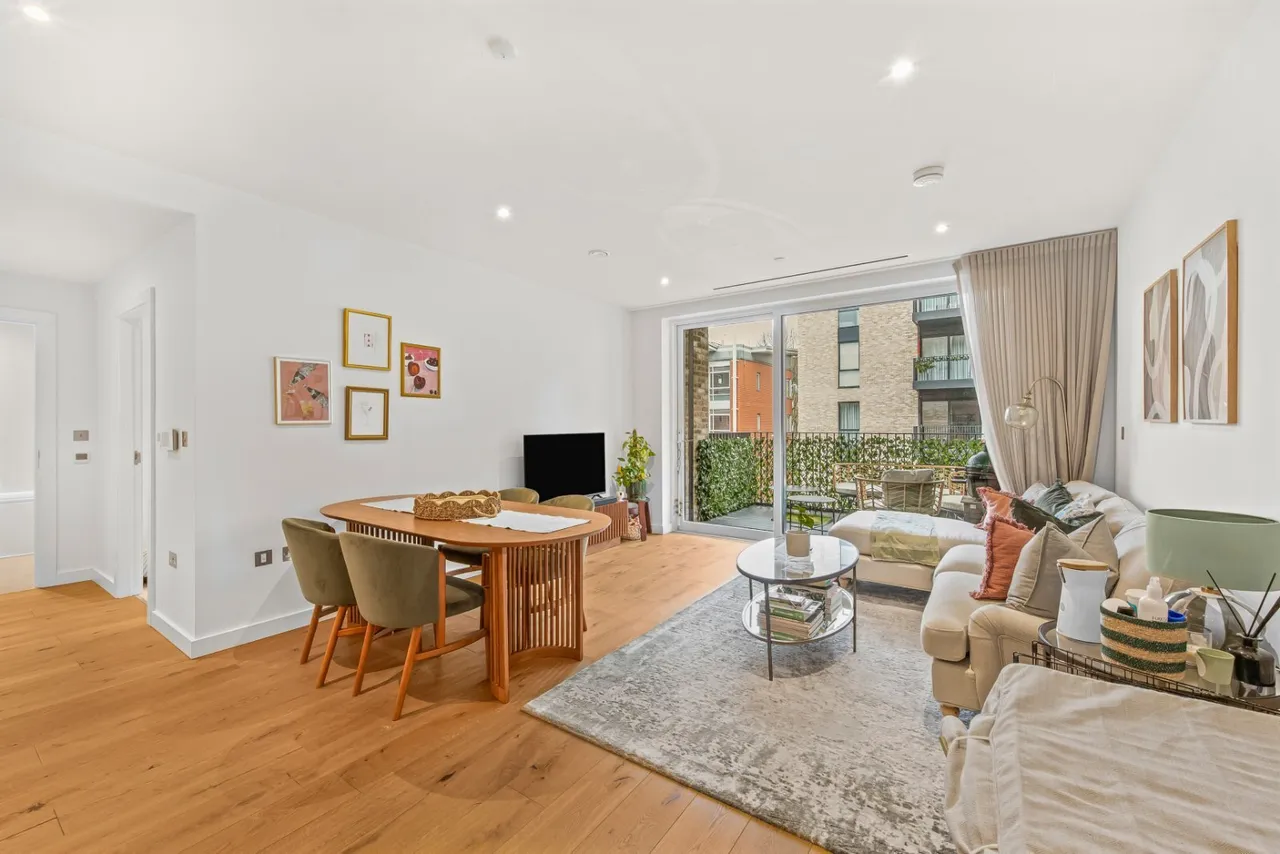 2 bed flat for sale, Fisherton Street, London, NW8