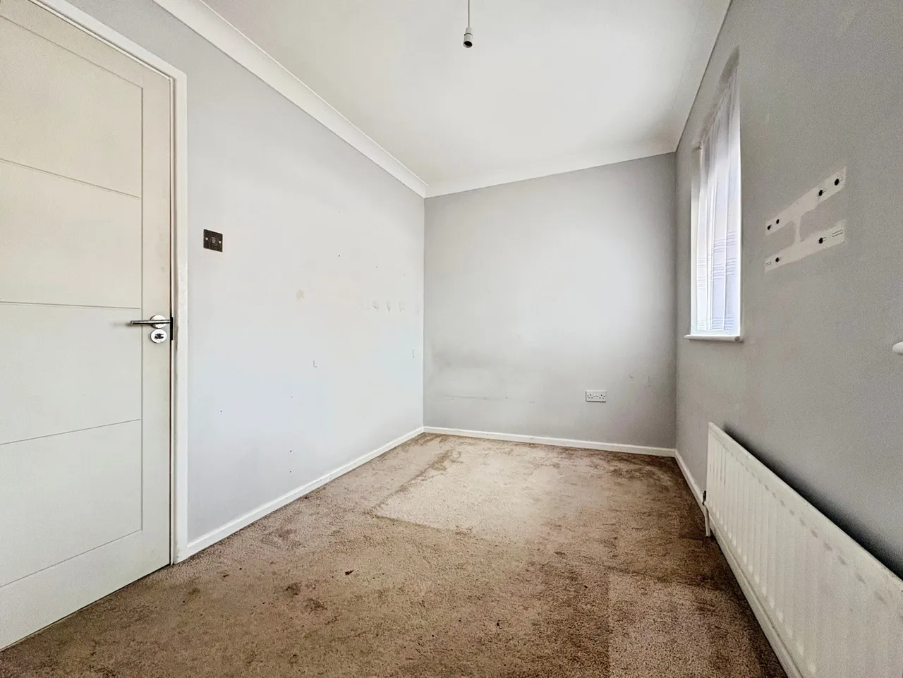 Milton Gardens, Staines-upon-Thames, TW19, photo 6