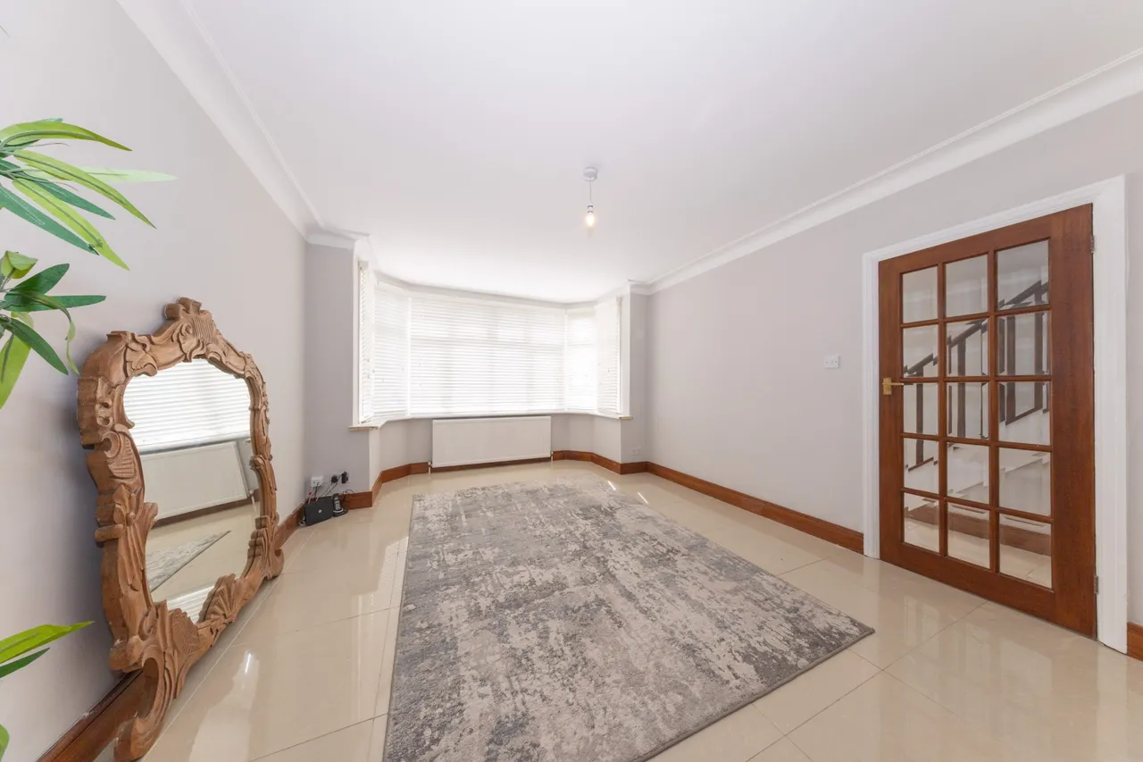 Lavender Avenue, London, NW9, photo 8