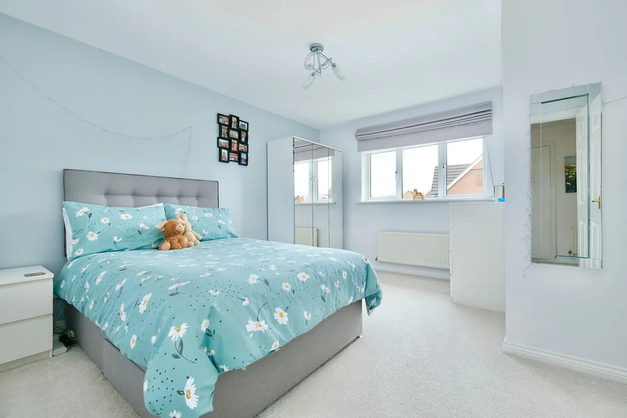 Payn Close, Hemingford Grey, PE28, photo 5