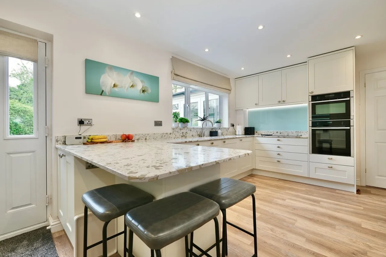 Payn Close, Hemingford Grey, PE28, photo 6