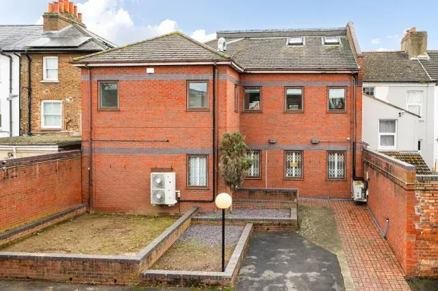 Park Street, Slough, SL1, photo 24