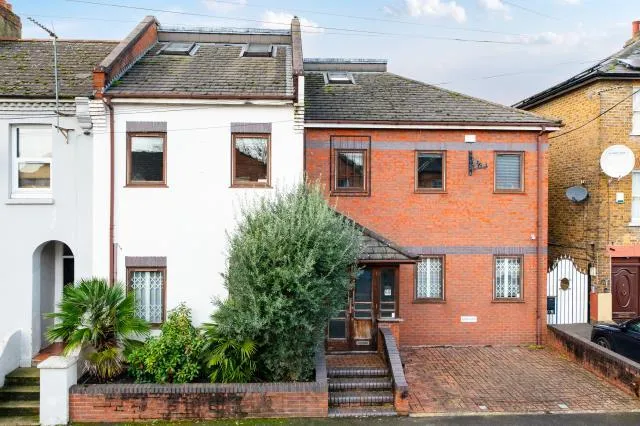 Park Street, Slough, SL1, photo 26