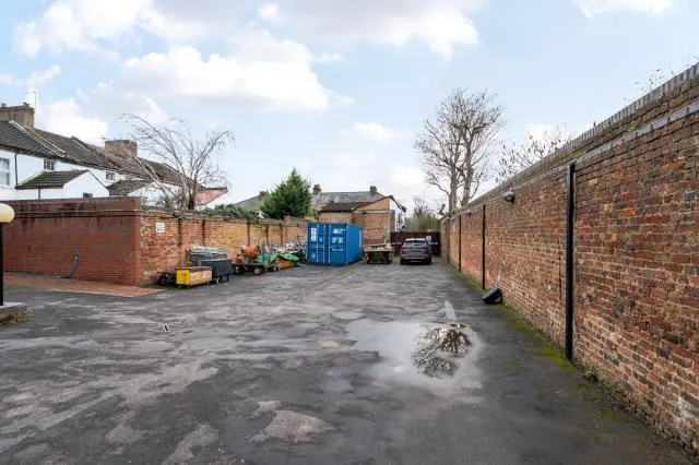 Park Street, Slough, SL1, photo 20