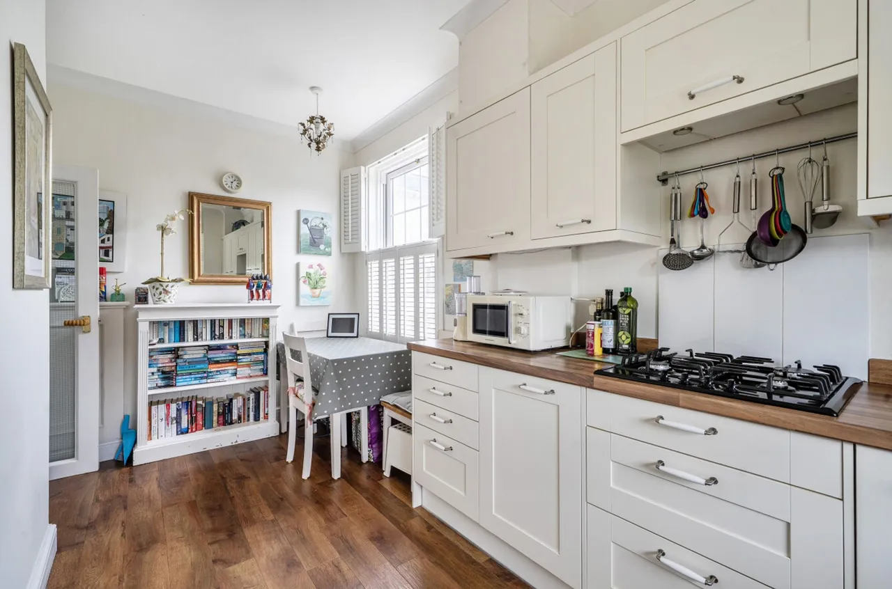 Marchwood, Chichester, PO19, photo 11